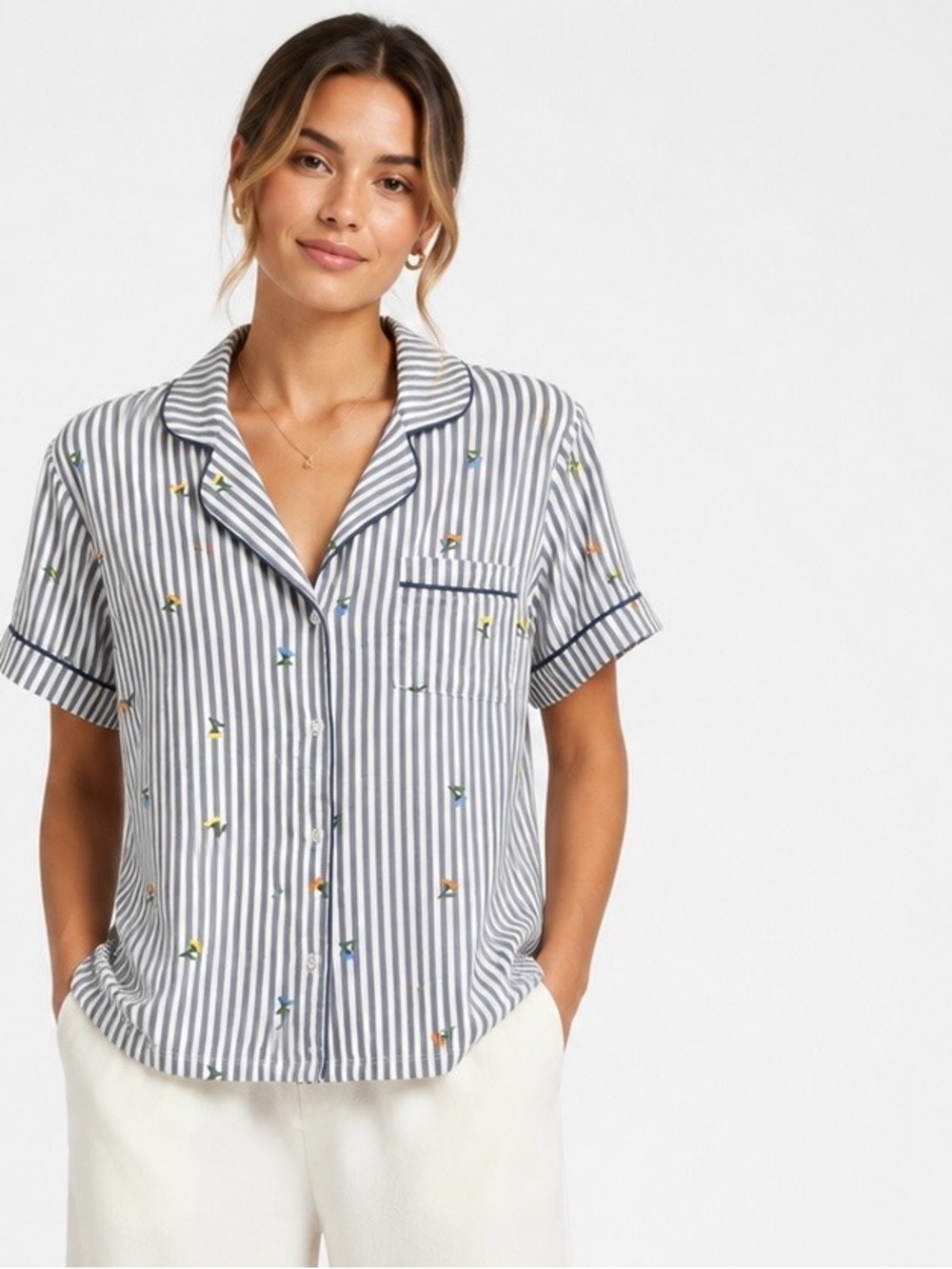 Jaclyn • NWT Striped Short-Sleeve Shirt with Tiny Embroidered Accents PTP 19+
